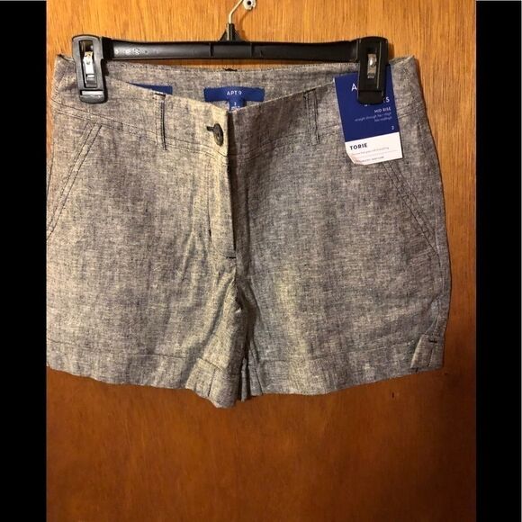 APT 9 shorts - Picture 1 of 4
